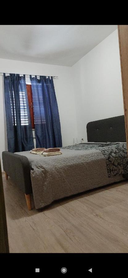 Apartments Graciela Пула Екстер'єр фото