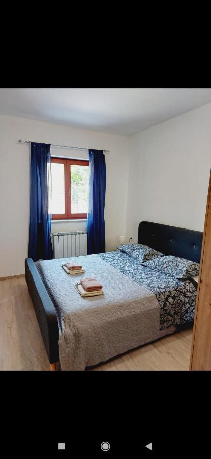 Apartments Graciela Пула Екстер'єр фото